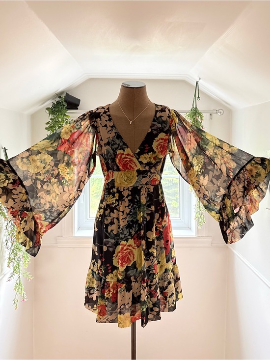 Betsey Johnson Dresses & Skirts - Betsey Johnson Black Floral Flutter-Sleeve Wrap Mini Dress